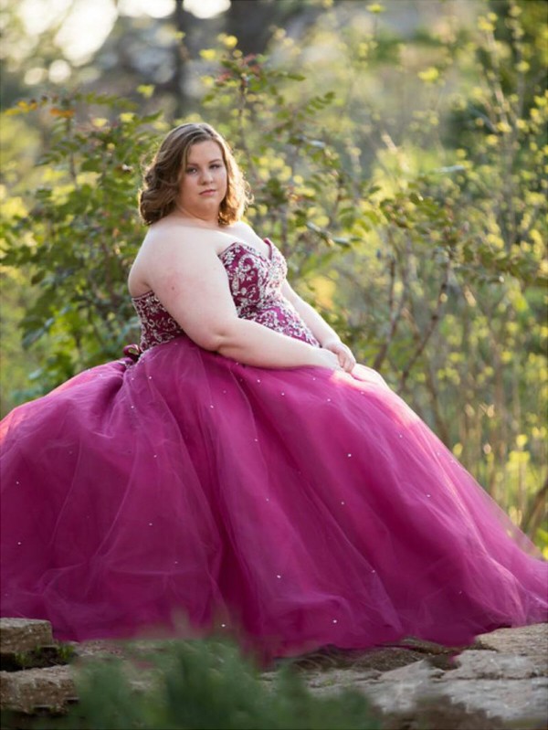 Ball Gown Sweetheart Sleeveless Beading Floor-Length Tulle Plus Size Dresses 5767