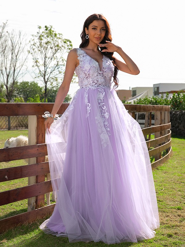 A-Line/Princess Tulle Applique V-neck Sleeveless Floor-Length Dresses 5212