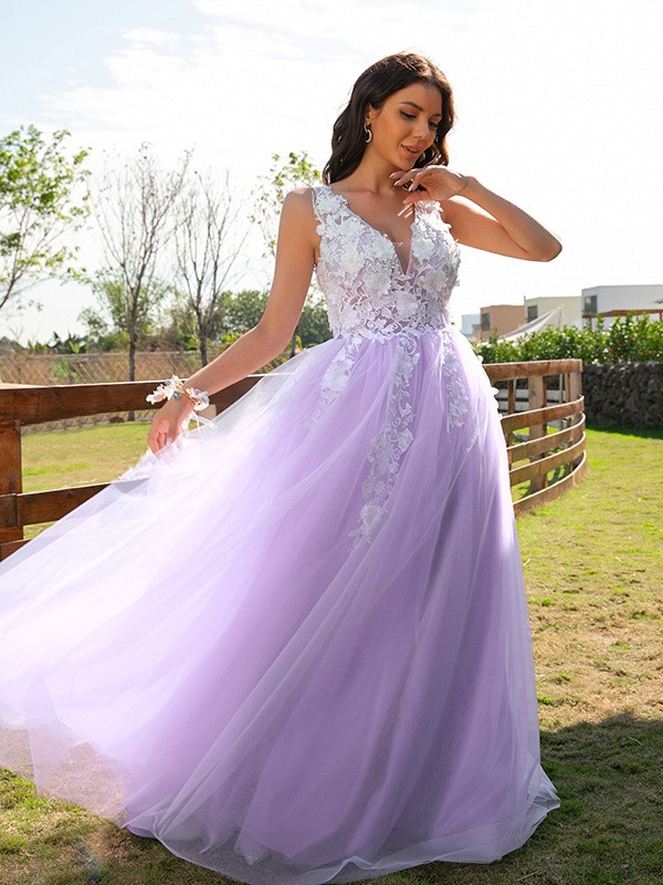 A-Line/Princess Tulle Applique V-neck Sleeveless Floor-Length Dresses 5212