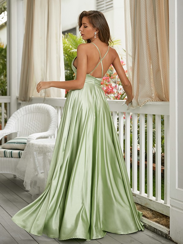 A-Line/Princess Silk like Satin Ruffles Spaghetti Straps Sleeveless Sweep/Brush Train Dresses 4461