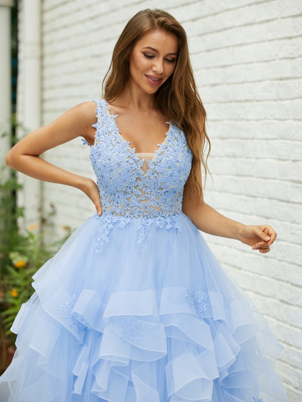 A-Line/Princess Tulle Lace V-neck Sleeveless Floor-Length Dresses 5325