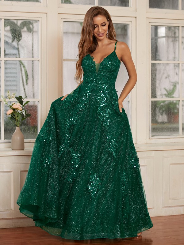 A-Line/Princess Lace Applique V-neck Sleeveless Floor-Length Dresses 3715