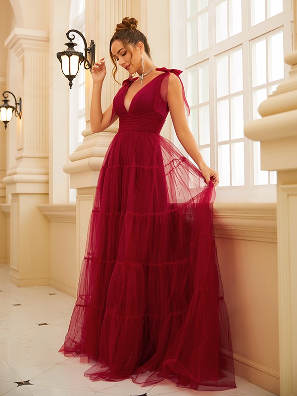 A-Line/Princess Tulle Ruffles V-neck Sleeveless Sweep/Brush Train Dresses 5394