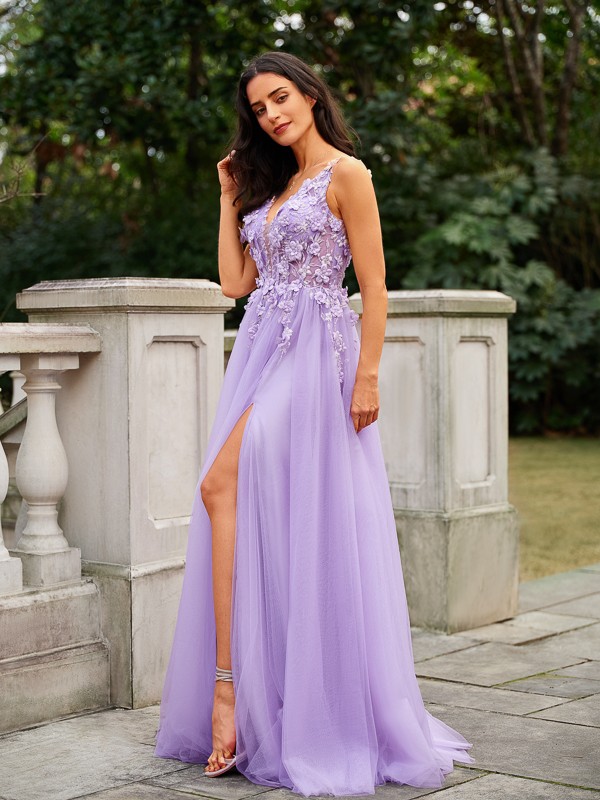 A-Line/Princess Tulle Applique V-neck Sleeveless Floor-Length Dresses 5256