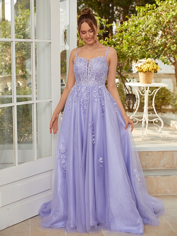 A-Line/Princess Tulle Applique Straps Sleeveless Court Train Dresses 5190