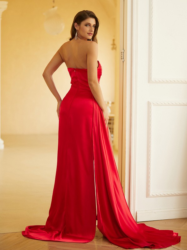 Sheath/Column Silk like Satin Ruched Sweetheart Sleeveless Sweep/Brush Train Dresses 6552