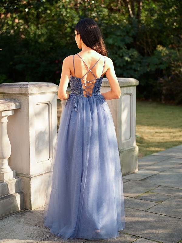 A-Line/Princess Tulle Applique V-neck Sleeveless Floor-Length Dresses 5221