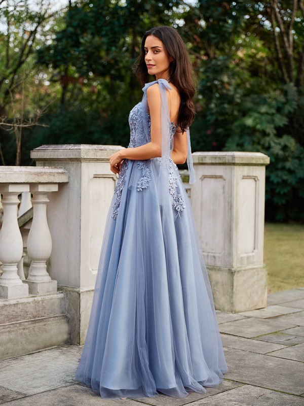 A-Line/Princess Tulle Applique Straps Sleeveless Floor-Length Dresses 3779