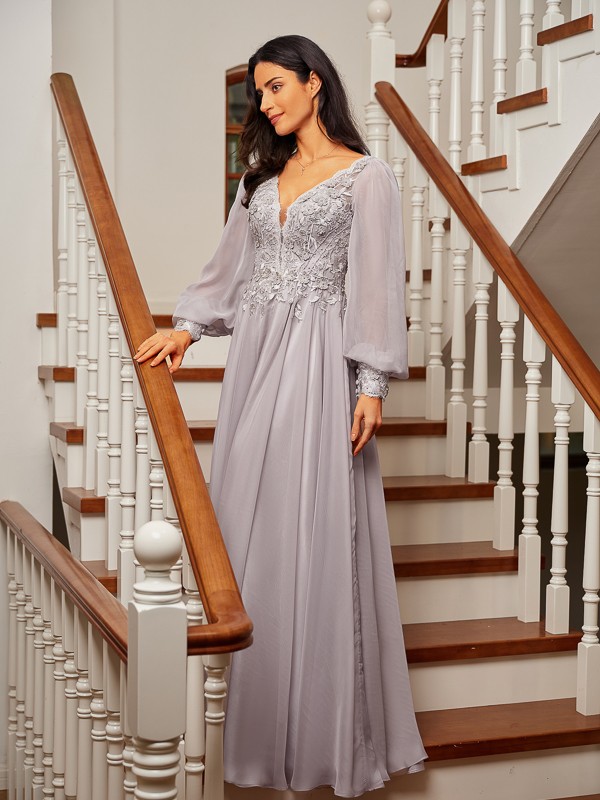 A-Line/Princess 30D Chiffon Applique V-neck Long Sleeves Floor-Length Dresses 3323