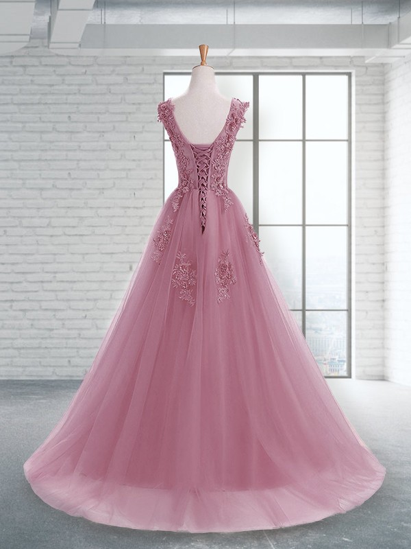 A-Line/Princess Scoop Sleeveless Sweep/Brush Train Applique Tulle Dresses 4369