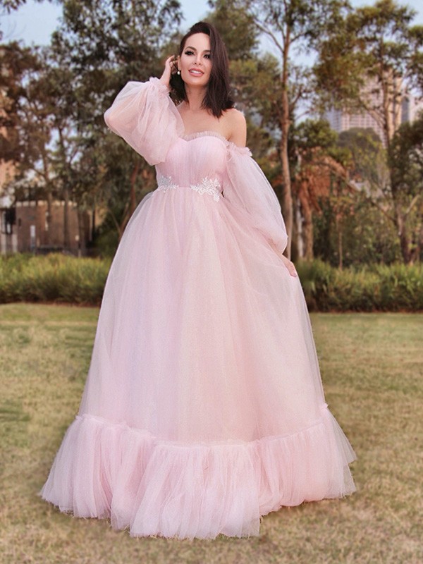 A-Line/Princess Long Sleeves Floor-Length Tulle Applique Off-the-Shoulder Dresses 3757