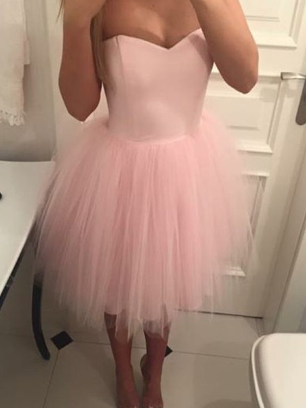 A-Line/Princess Tulle Ruffles Sweetheart Sleeveless Short/Mini Dresses 5375