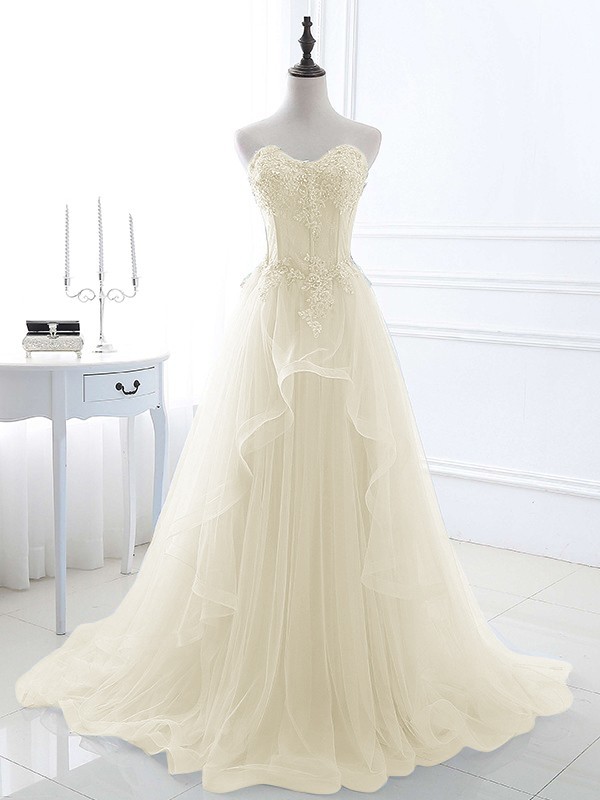 A-Line/Princess Tulle Applique Sweetheart Sleeveless Sweep/Brush Train Dresses 5202