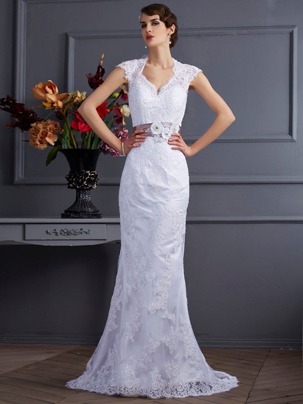 Trumpet/Mermaid Sleeveless Applique Long Satin Wedding Dresses 2011