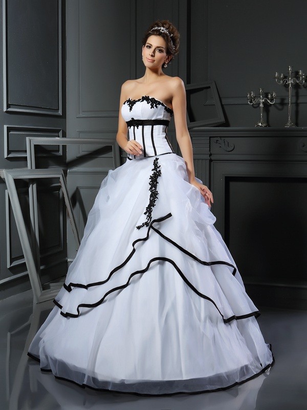 Ball Gown Sweetheart Applique Sleeveless Long Satin Wedding Dresses 1273