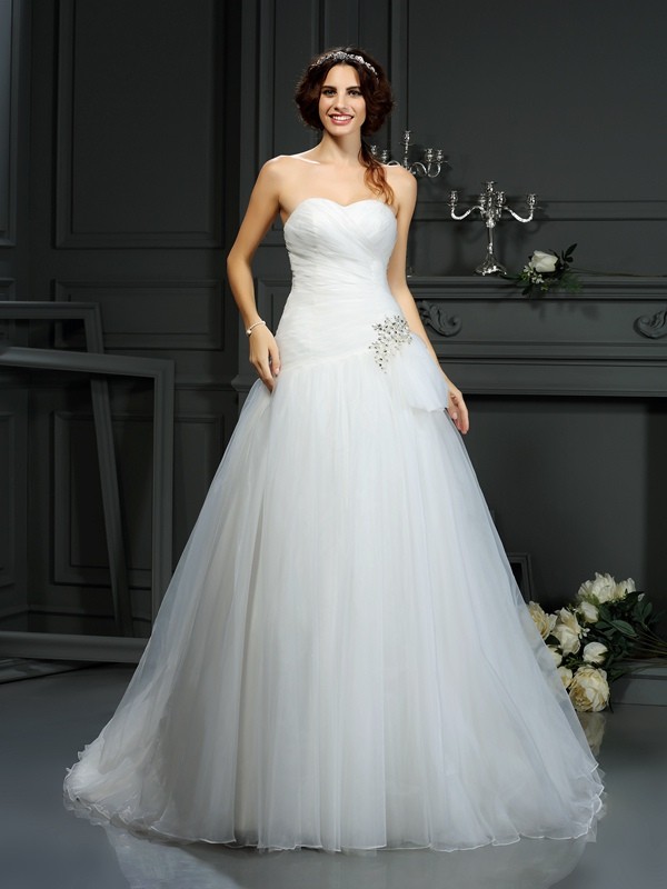 A-Line/Princess Sweetheart Beading Sleeveless Long Organza Wedding Dresses 2061