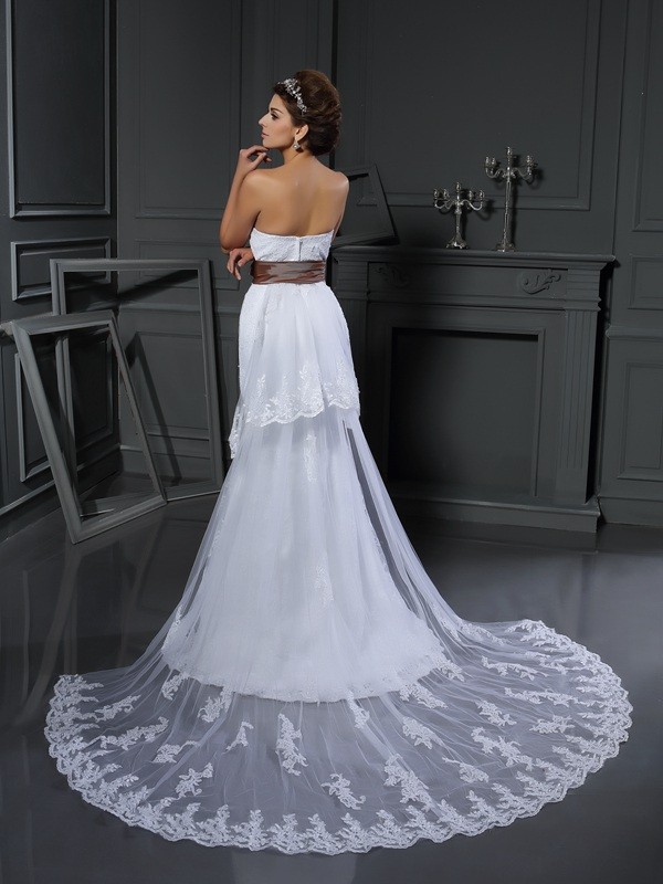 Sheath/Column Sweetheart Applique Sleeveless Long Net Wedding Dresses 1978