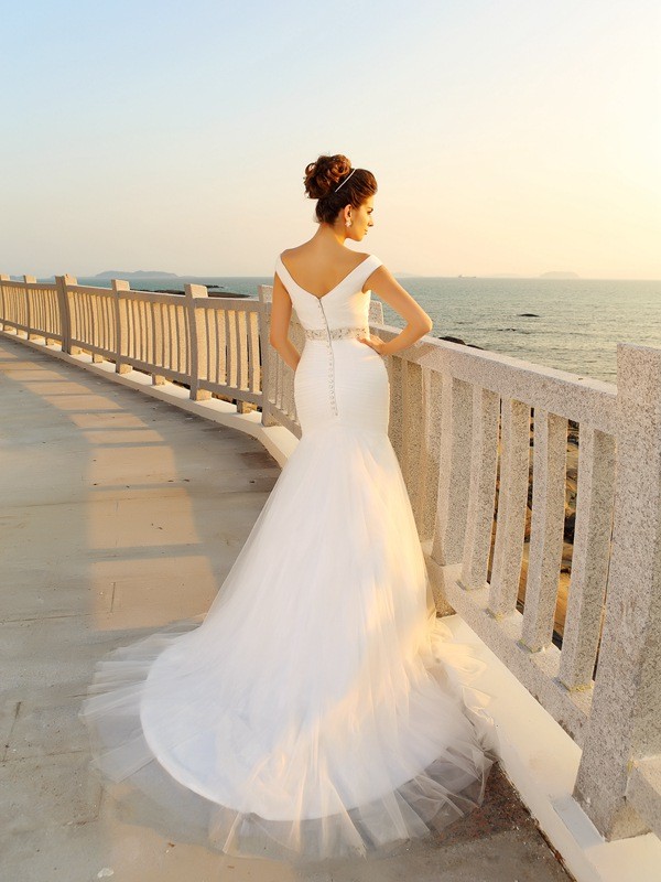 Sheath/Column V-neck Pleats Sleeveless Long Net Beach Wedding Dresses 1539