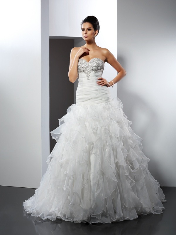 Ball Gown Sweetheart Ruffles Sleeveless Long  Organza Wedding Dresses 1946