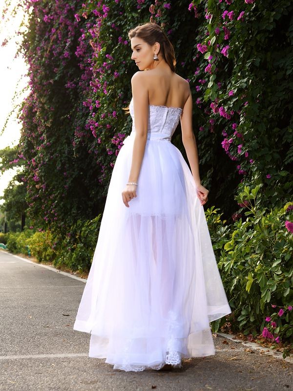 Trumpet/Mermaid Sweetheart Applique Sleeveless Long Tulle Wedding Dresses 2028