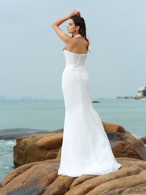 Sheath/Column Halter Pleats Sleeveless Long Chiffon Beach Wedding Dresses 1956