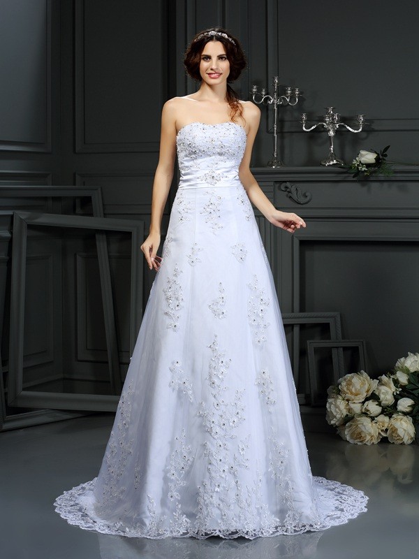 A-Line/Princess Strapless Applique Sleeveless Long Satin Wedding Dresses 1811