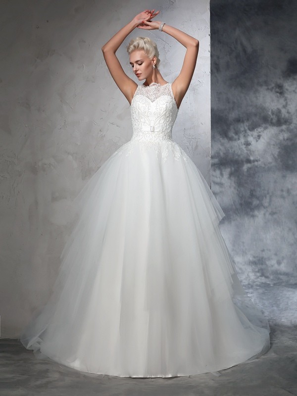 Ball Gown Bateau Applique Sleeveless Long Net Wedding Dresses 1880