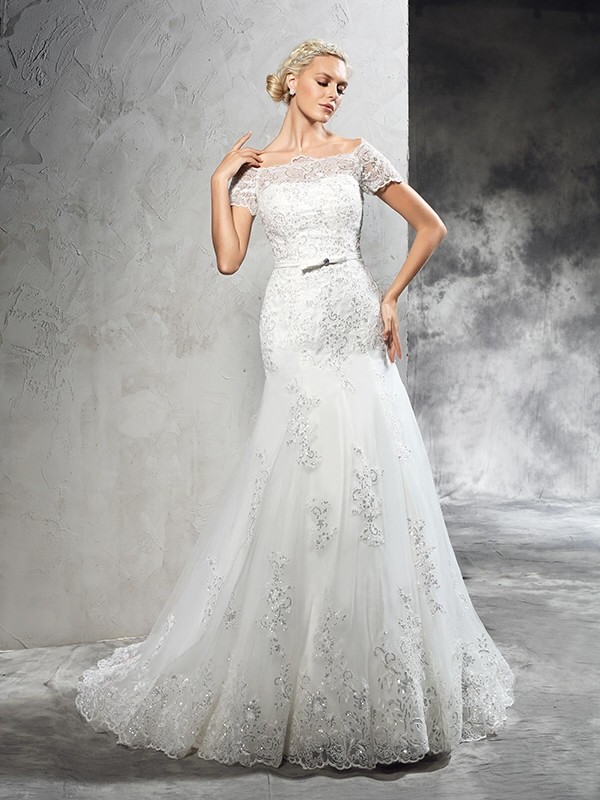 Sheath/Column Off-the-Shoulder Applique Short Sleeves Long Net Wedding Dresses 1961