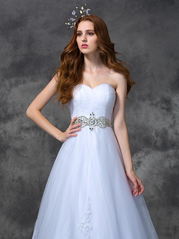 A-line/Princess Sweetheart Beading Sleeveless Long Satin Wedding Dresses 1838