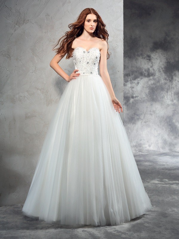 A-Line/Princess Sweetheart Beading Sleeveless Long Net Wedding Dresses 1836