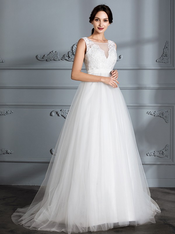 A-Line/Princess Sleeveless V-neck Sweep/Brush Train Tulle Wedding Dresses 918