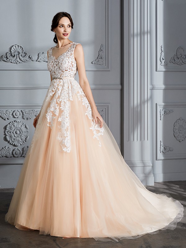 Ball Gown Scoop Sleeveless Court Train Tulle Wedding Dresses 1239