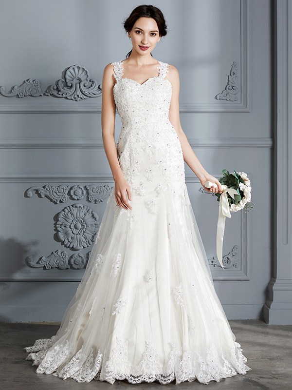 Trumpet/Mermaid Sweetheart Sleeveless Lace Court Train Wedding Dresses 1694