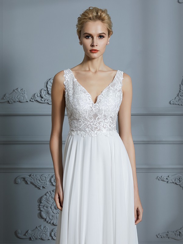 A-Line/Princess Sleeveless V-neck Sweep/Brush Train Chiffon Wedding Dresses 915