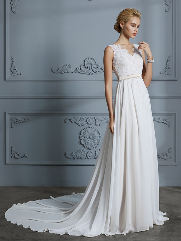 A-Line/Princess Sleeveless V-neck Chiffon Court Train Wedding Dresses 911