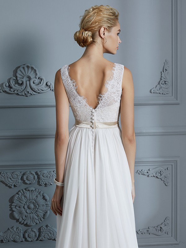 A-Line/Princess Sleeveless V-neck Chiffon Court Train Wedding Dresses 911