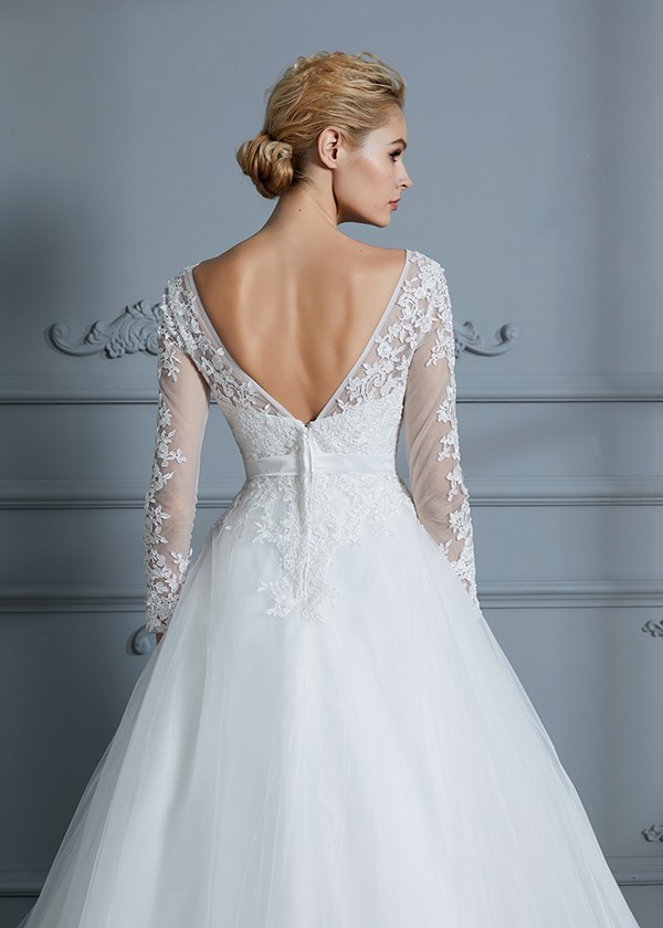 Ball Gown V-neck Long Sleeves Court Train Lace Tulle Wedding Dresses 1328