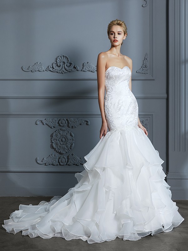 Trumpet/Mermaid Sweetheart Sleeveless Ruffles Sweep/Brush Train Organza Wedding Dresses 1697