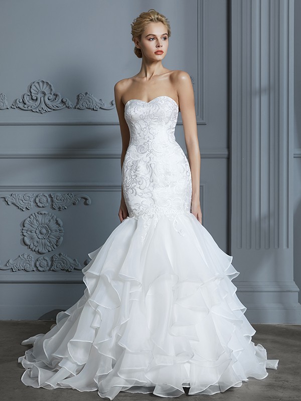 Trumpet/Mermaid Sweetheart Sleeveless Ruffles Sweep/Brush Train Organza Wedding Dresses 1697