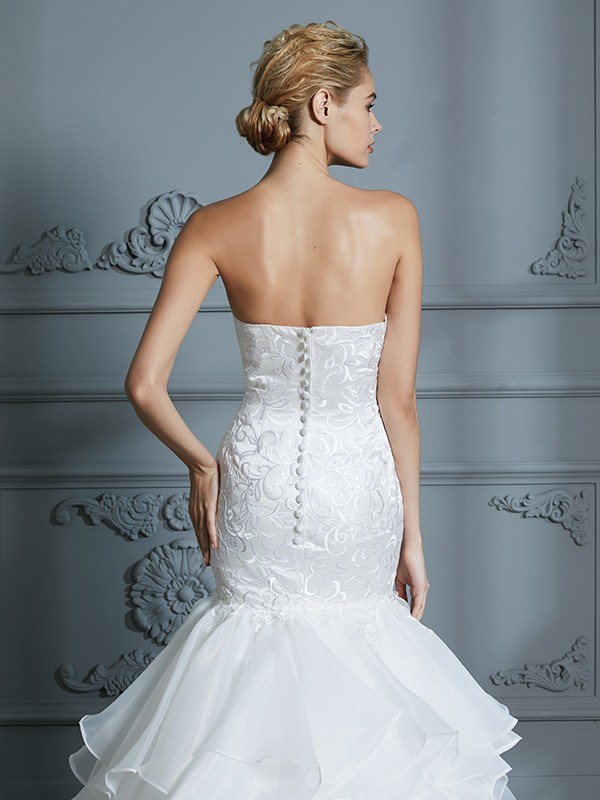 Trumpet/Mermaid Sweetheart Sleeveless Ruffles Sweep/Brush Train Organza Wedding Dresses 1697