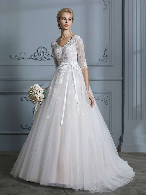 Ball Gown V-neck Court Train 1/2 Sleeves Lace Tulle Wedding Dresses 1324