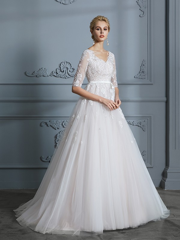 Ball Gown V-neck Court Train 1/2 Sleeves Lace Tulle Wedding Dresses 1324