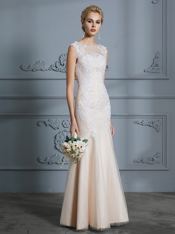 Trumpet/Mermaid Scoop Sleeveless Tulle Applique Floor-Length Wedding Dresses 1634