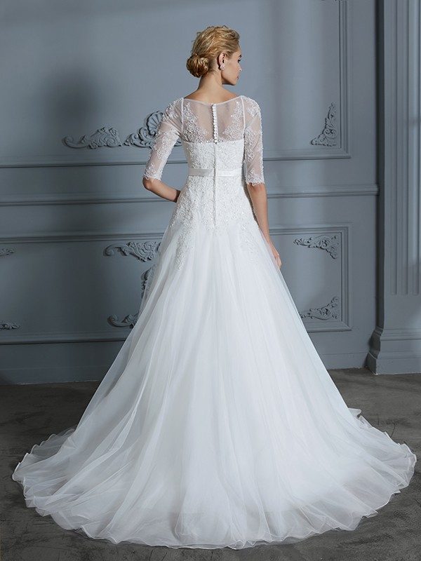 A-Line/Princess 1/2 Sleeves Scoop Lace Court Train Tulle Wedding Dresses 605