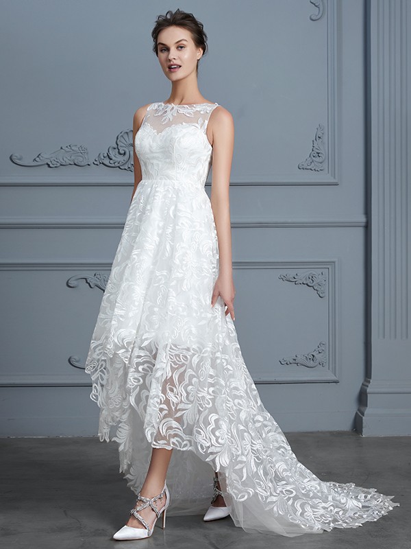 A-Line/Princess Scoop Sleeveless Asymmetrical Lace Wedding Dresses 878