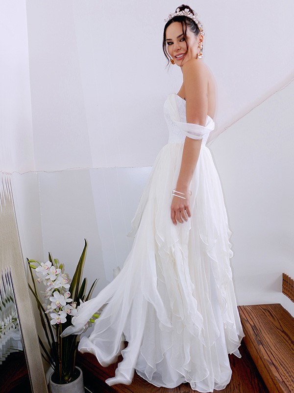 A-Line/Princess Sleeveless Off-the-Shoulder Ruched Chiffon Floor-Length Wedding Dresses 894