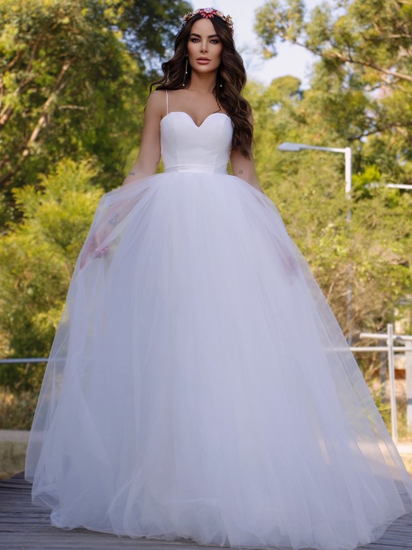 Ball Gown Tulle Sweetheart Sleeveless Sweep/Brush Train Wedding Dresses 1320