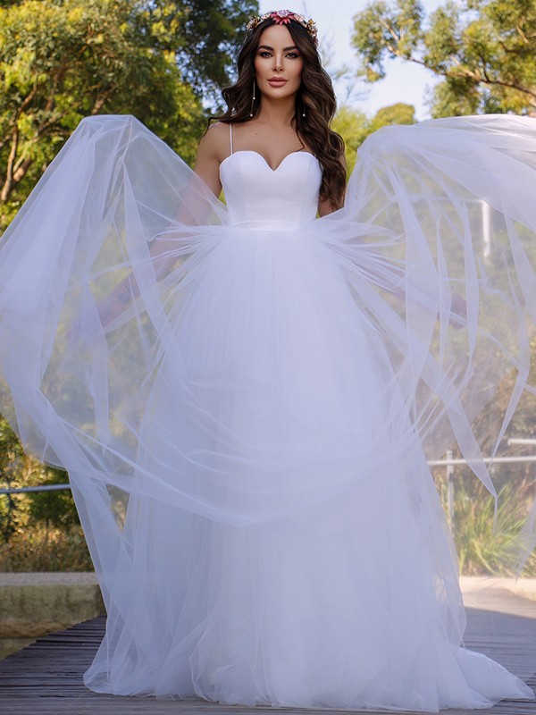 Ball Gown Tulle Sweetheart Sleeveless Sweep/Brush Train Wedding Dresses 1320