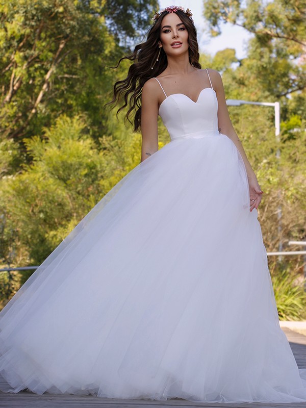 Ball Gown Tulle Sweetheart Sleeveless Sweep/Brush Train Wedding Dresses 1320