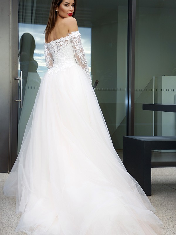 A-Line/Princess Long Sleeves Tulle Applique Off-the-Shoulder Court Train Wedding Dresses 753